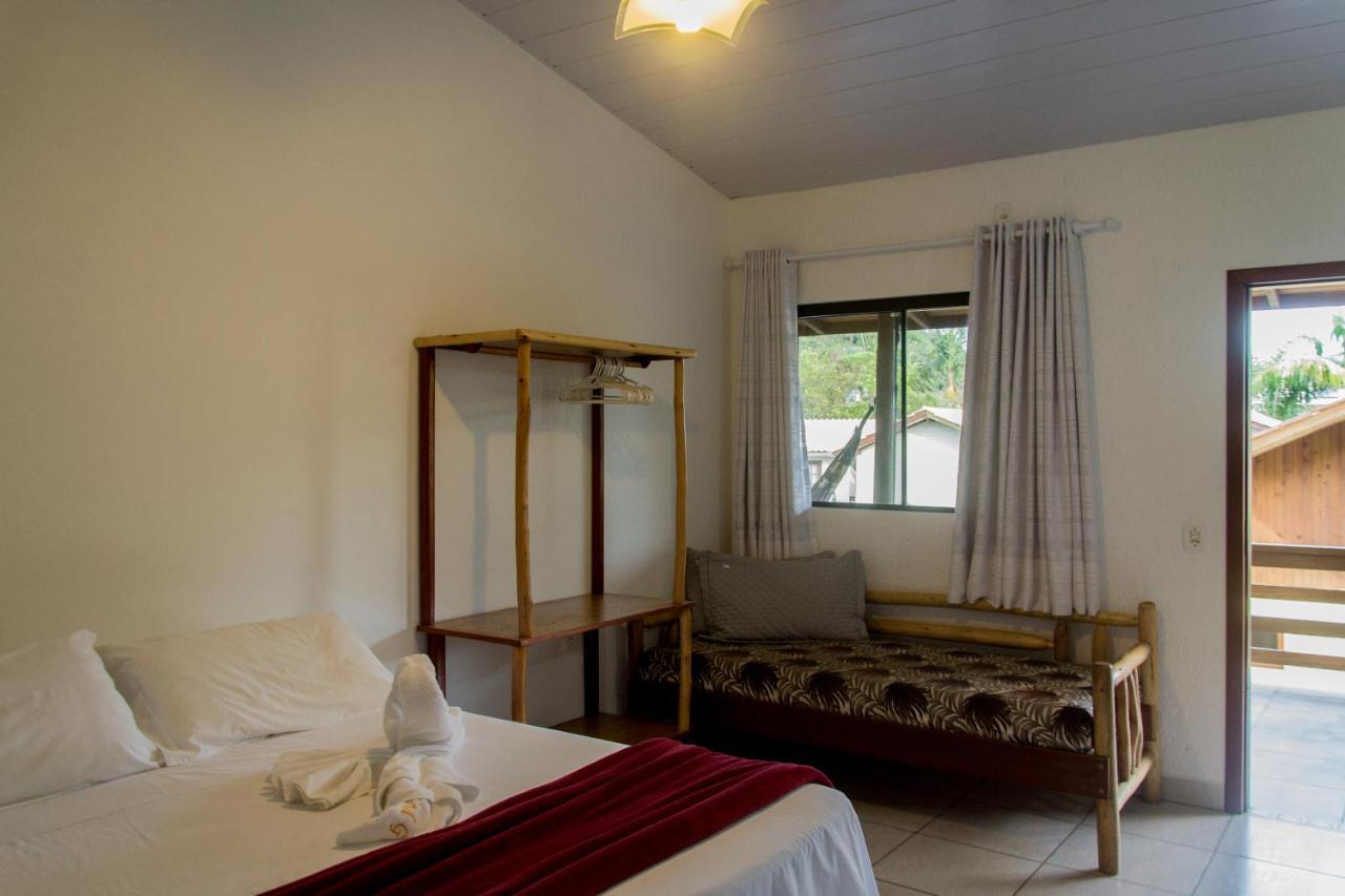 Morada Do Gabriel Hotel กวาร์ดาโดเอมบาอู ภายนอก รูปภาพ