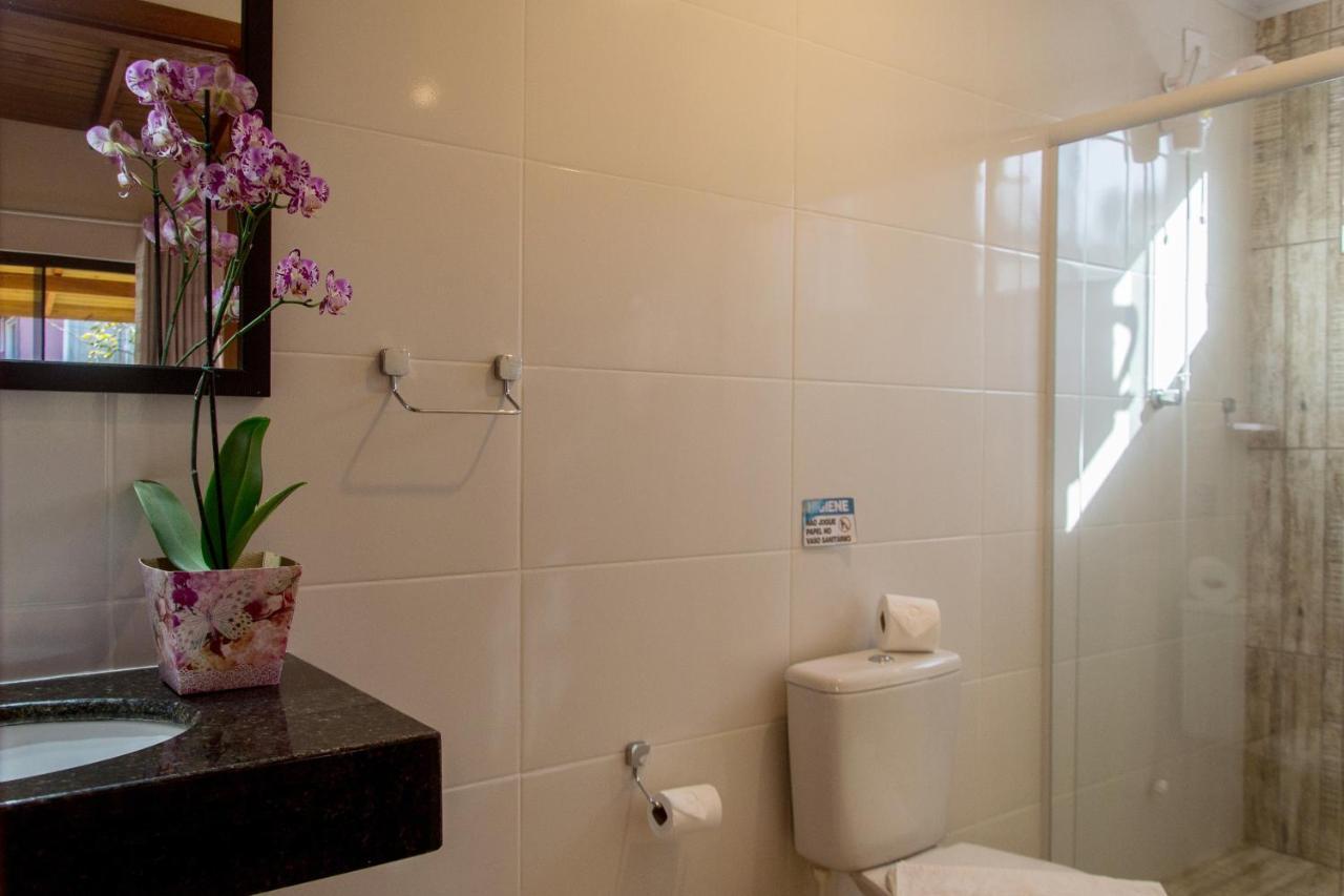 Morada Do Gabriel Hotel กวาร์ดาโดเอมบาอู ภายนอก รูปภาพ